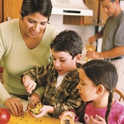 Family_cooking250x250